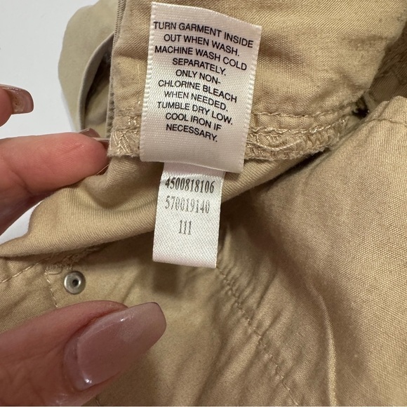 White House Black Market Khaki Chino Shorts Size 8 - Picture 9 of 9